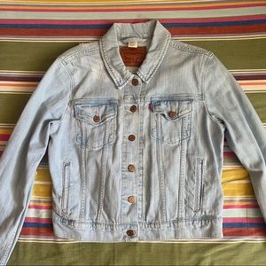 Levi’s Stretchy Light Wash Distressed Denim Jacket